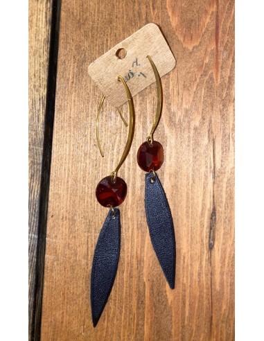 Leather Earrings - Leaves with Red Crystals
